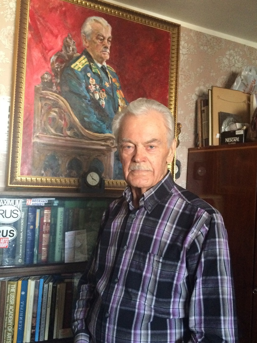 Воинский путь Шейко Константина Павловича начался с того, что в 1943 году по окончанию средней школы он пошел на фронт рядовым, где уже воевал его отец и старшие брат и сестра.
