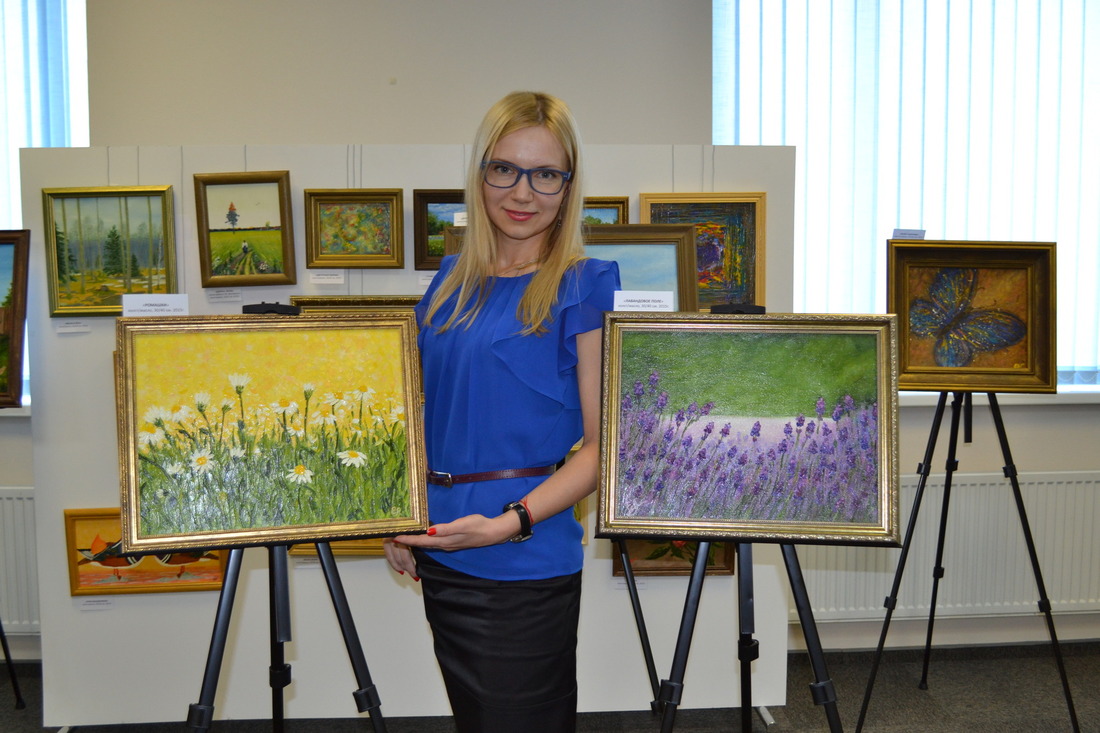 Елена Лепихова — член Творческого союза профессиональных художников.